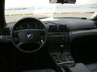 2003 BMW 3-Series Pictures