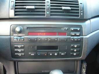 2003 BMW 3-Series Images