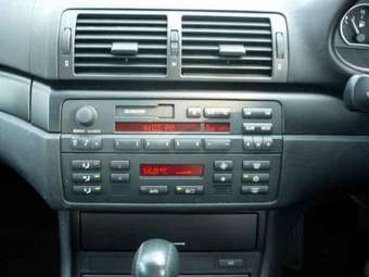 2003 BMW 3-Series Pictures