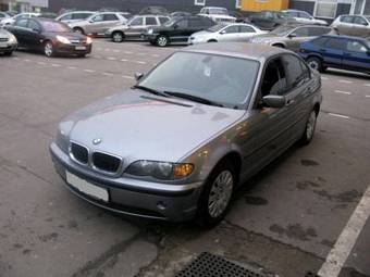 2003 BMW 3-Series Photos