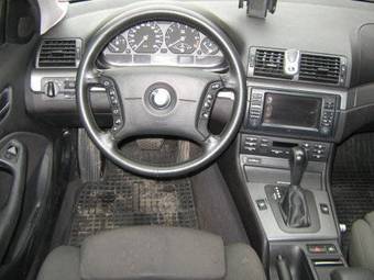 2003 BMW 3-Series Pics