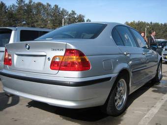 2003 BMW 3-Series Photos