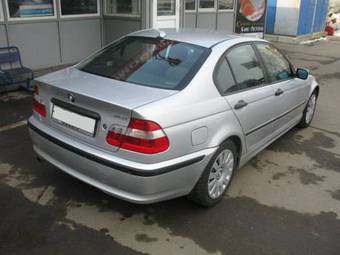 2003 BMW 3-Series Photos