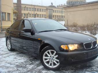 2003 BMW 3-Series Photos