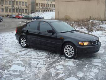 2003 BMW 3-Series Photos