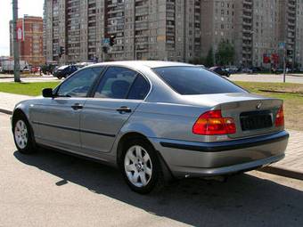 2003 BMW 3-Series Photos