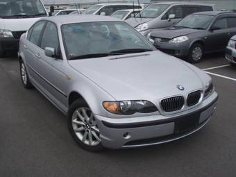 2003 BMW 3-Series Photos