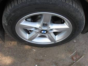 2003 BMW 3-Series Photos