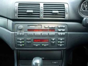 2003 BMW 3-Series Pics