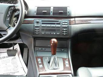 2003 BMW 3-Series Photos