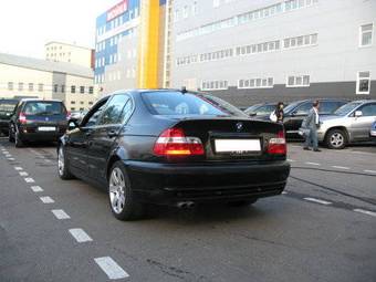 2003 BMW 3-Series Pictures