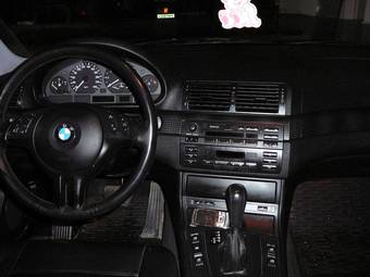 2003 BMW 3-Series Photos