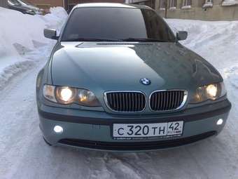 2004 BMW 3-Series Photos