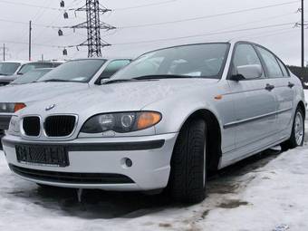 2004 BMW 3-Series Images