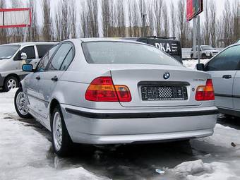 2004 BMW 3-Series Pictures