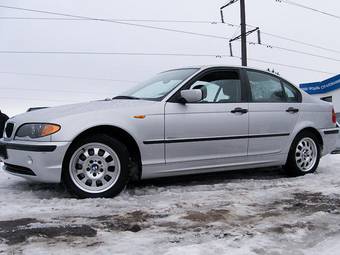 2004 BMW 3-Series Pictures