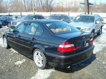 2004 BMW 3-Series Photos