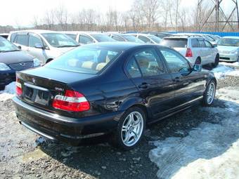 2004 BMW 3-Series Photos
