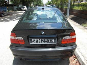 2004 BMW 3-Series Photos