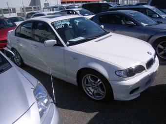 2004 BMW 3-Series Photos