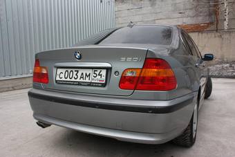2004 BMW 3-Series Photos