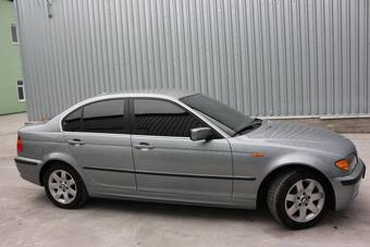 2004 BMW 3-Series Photos