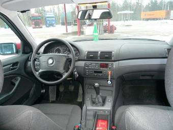 2004 BMW 3-Series Photos