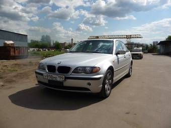 2004 BMW 3-Series Photos