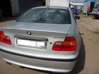 2004 BMW 3-Series Photos