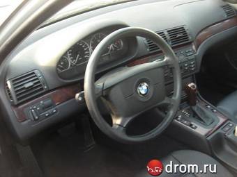 2004 BMW 3-Series Photos