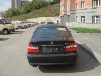 2004 BMW 3-Series Photos