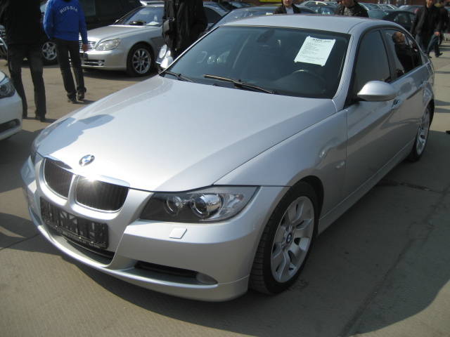 2005 BMW 3-Series