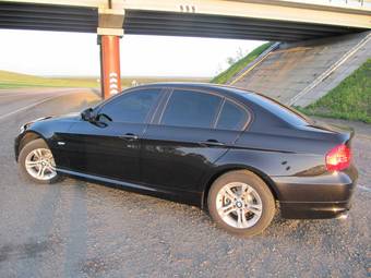 2010 BMW 3-Series Photos
