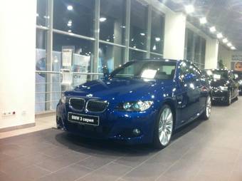 2010 BMW 3-Series Photos