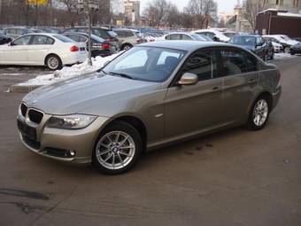 2010 BMW 3-Series Photos