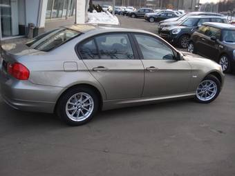 2010 BMW 3-Series Photos