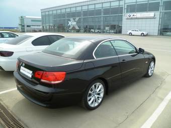 2010 BMW 3-Series Photos