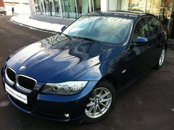 2011 BMW 3-Series Photos