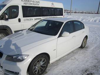 2011 BMW 3-Series Pictures
