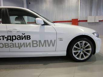2011 BMW 3-Series Pictures