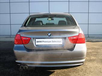 2011 BMW 3-Series Photos