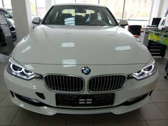 2012 BMW 3-Series Photos