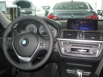 2012 BMW 3-Series Wallpapers