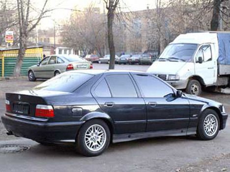 1998 BMW 318I