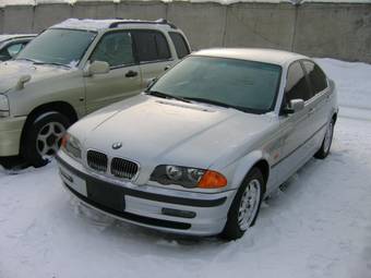 2000 BMW 320I