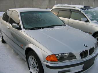 2000 320I