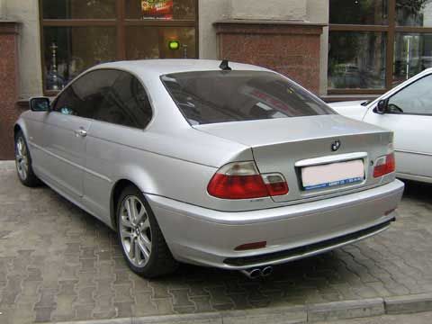 2000 BMW 330