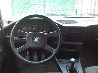 1985 BMW 5-Series Photos