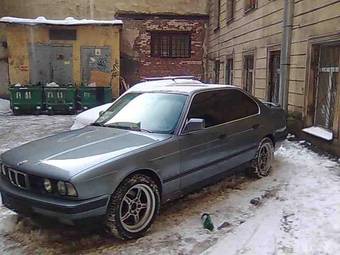 1989 BMW 5-Series Images
