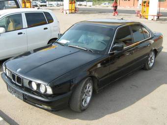 1989 BMW 5-Series Wallpapers